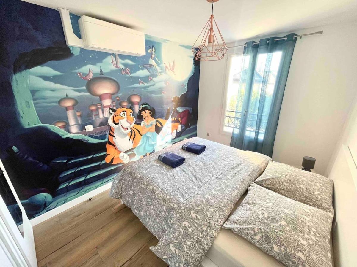 Family Disney House ماني لو أونغر المظهر الخارجي الصورة